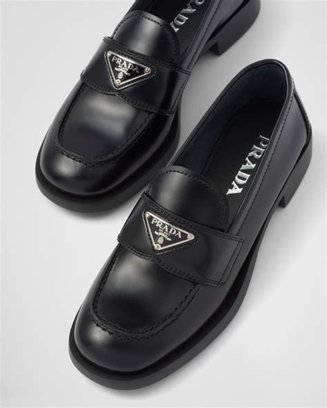 unlined brushed leather loafers prada.